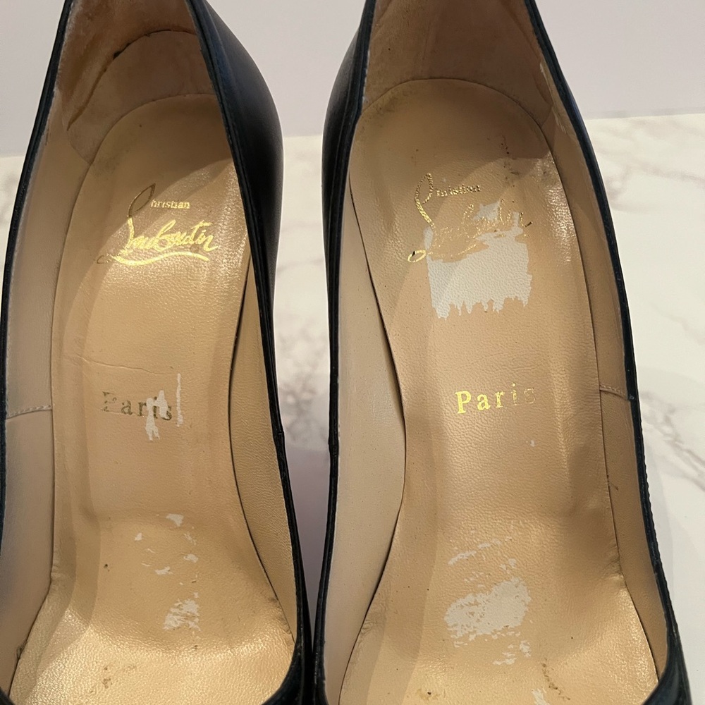Christian Louboutin Elipi Nappa Rouched Toe, Size EU 37.5 / US 7.5 - Picture 7 of 8